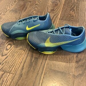 Men’s Nike athletic running shoes